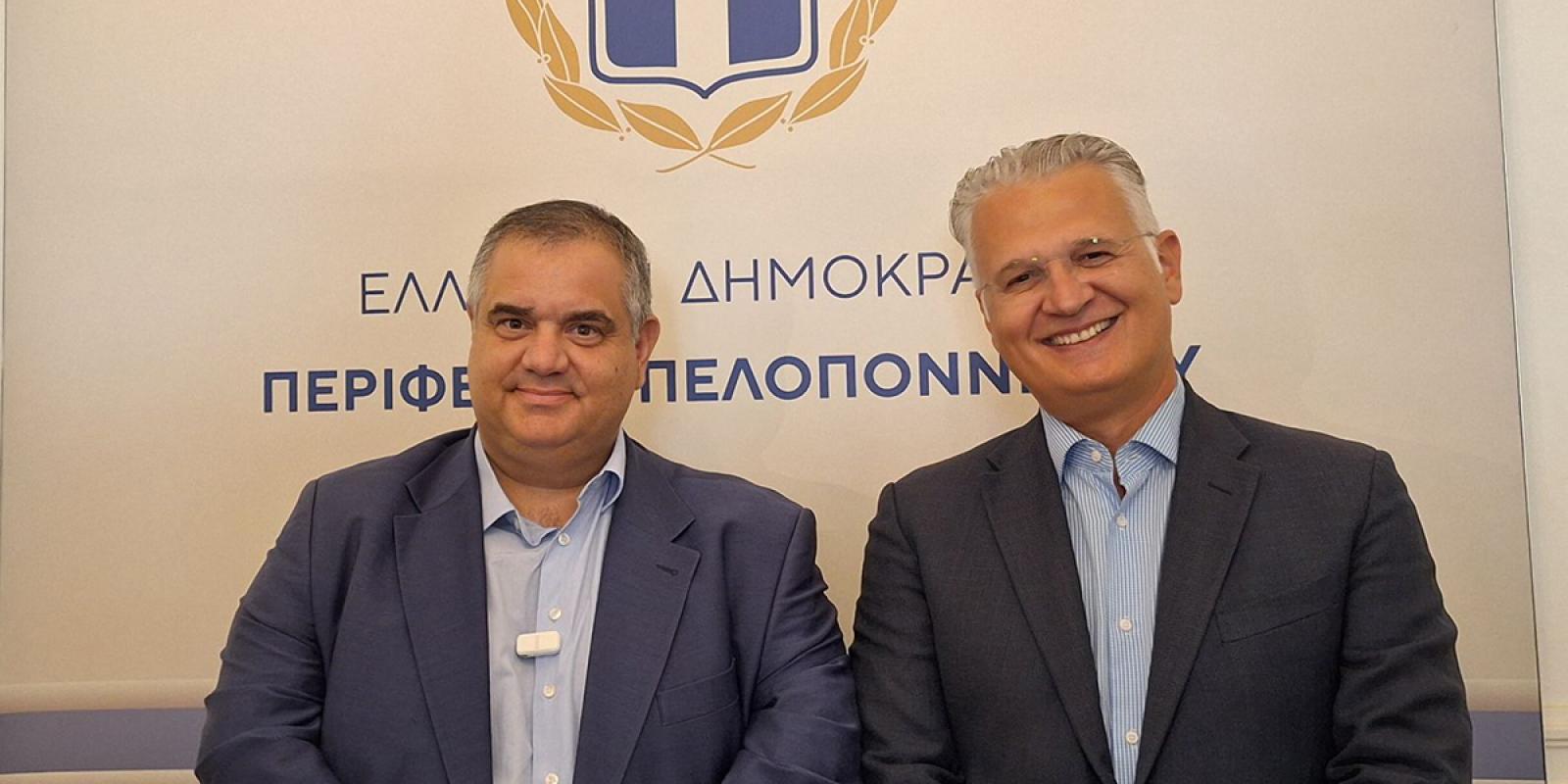 sinantisi-yfipoyrgou-vasili-spanaki
