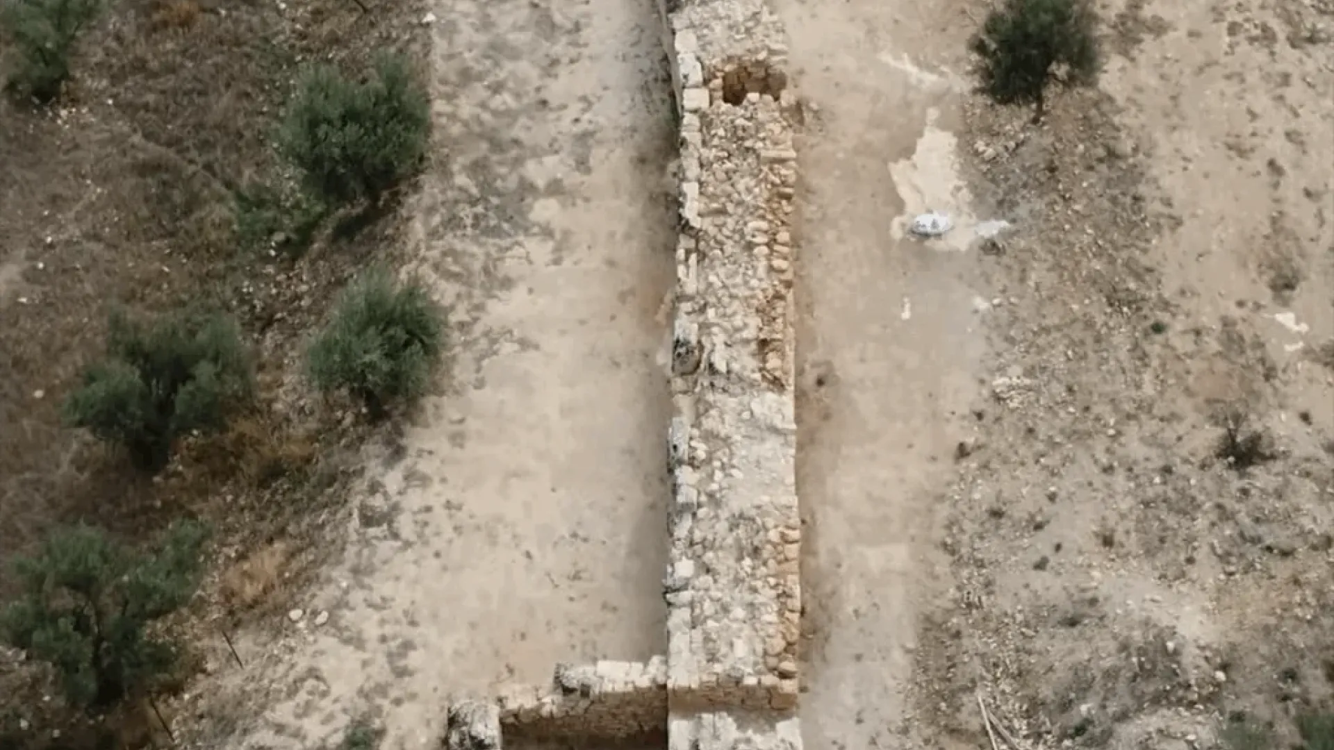 eksamilion-teixos-isthmia-korinthia