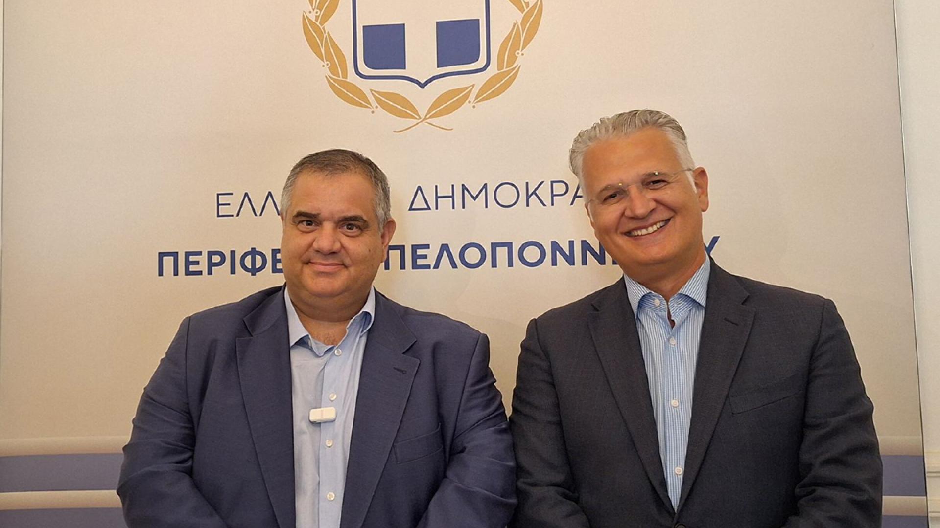 sinantisi-yfipoyrgou-vasili-spanaki